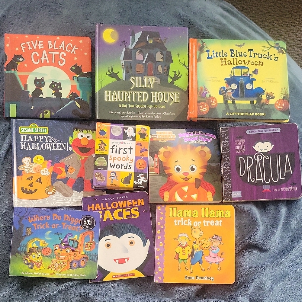 Halloween Kids 10 Book Set